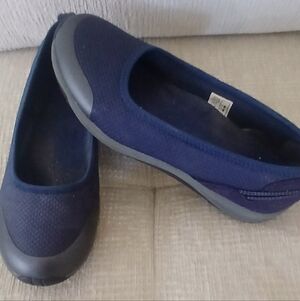 Lands' End Women's Blue Slip-On Flats Water Shoes Sz 6B